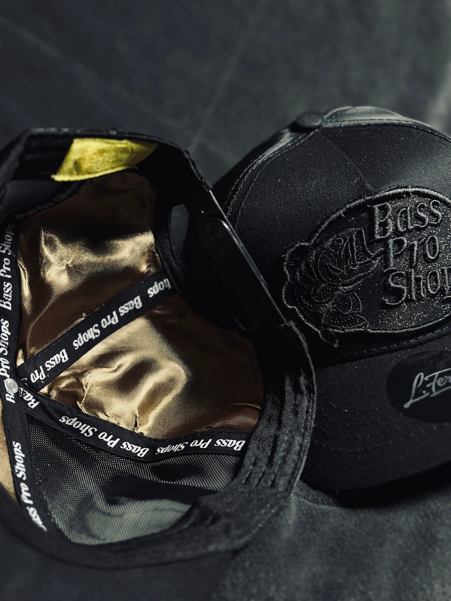 BASS PRO BLACK